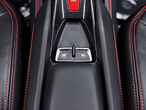 Used 2020 Ferrari F8 Tributo RWD image 82