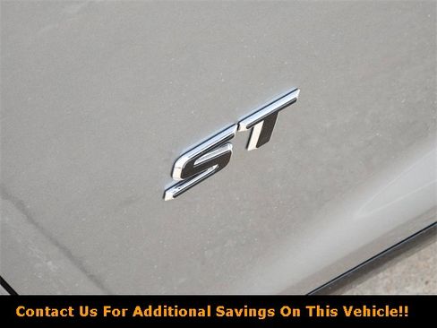 New 2026 Buick Enclave Sport Touring image 8