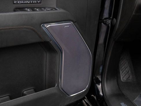 Used 2022 Chevrolet Silverado 1500 High Country w/ Z71 Off-Road Package image 14