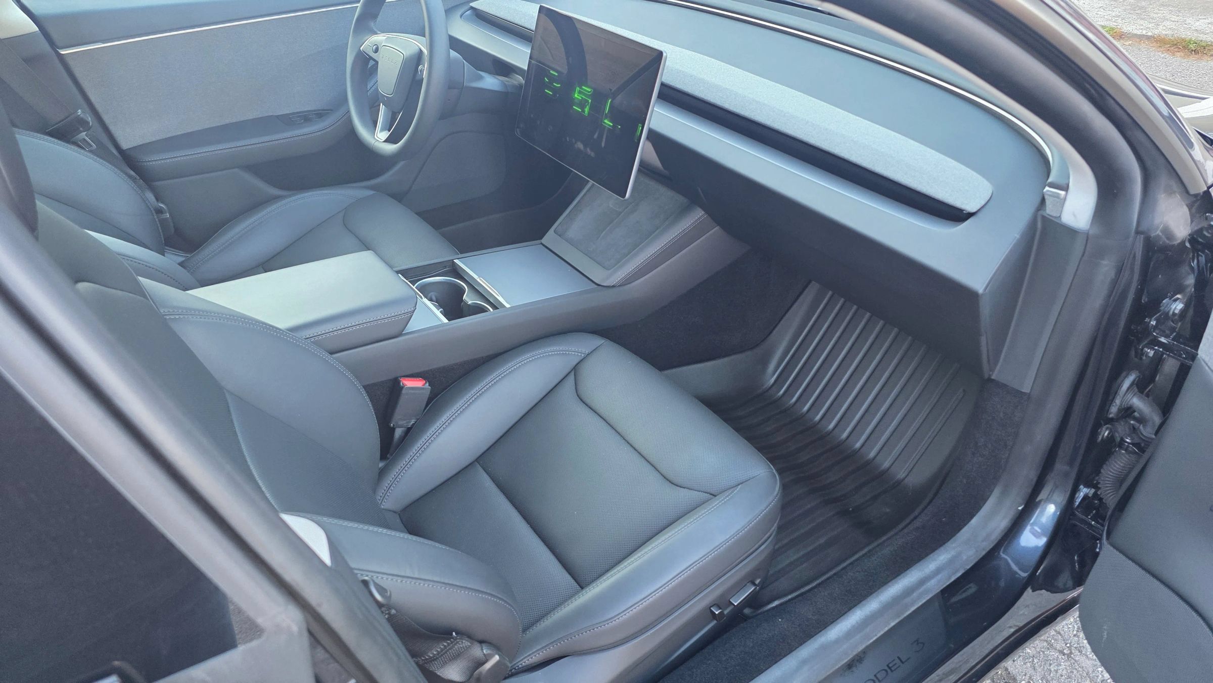 Used 2025 Tesla Model 3 Long Range RWD image 12