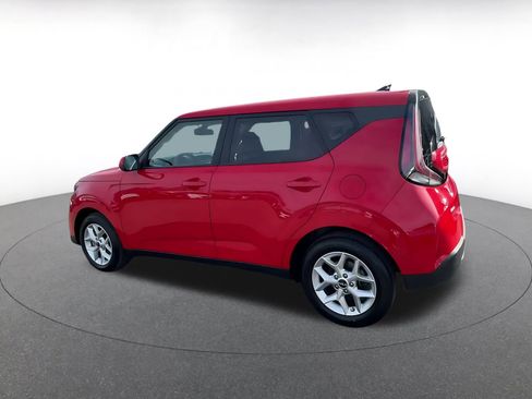 Used 2025 Kia Soul LX w/ LX Technology Package image 10