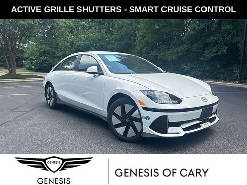 Used 2025 Hyundai Ioniq 6 SE RWD image 1