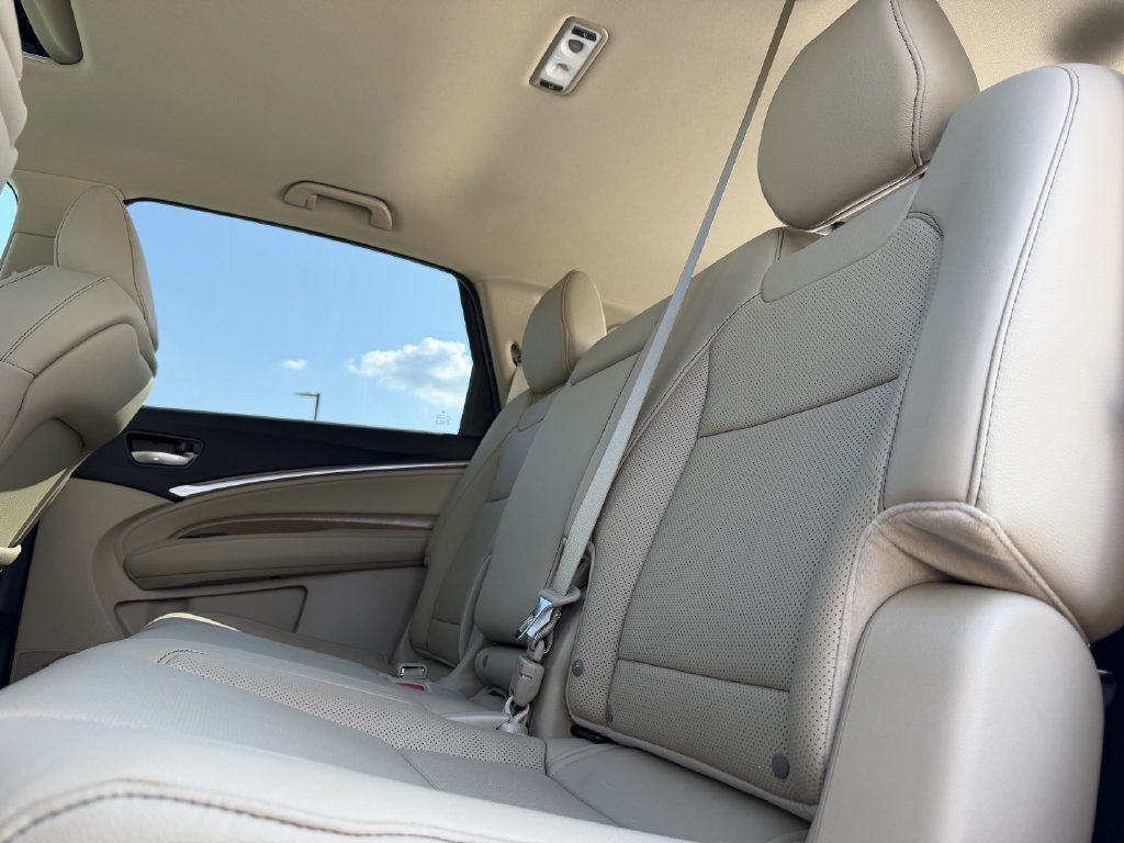 Used 2019 Acura MDX w/ Technology Package FWD image 26