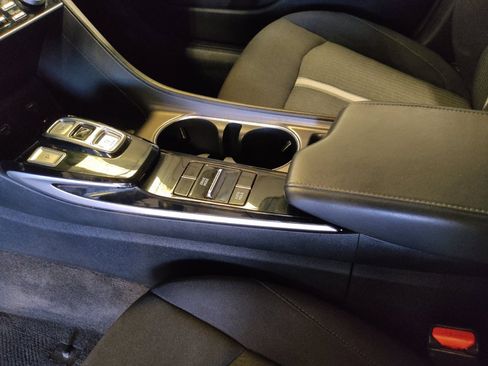 Used 2022 Hyundai Sonata Blue FWD image 26