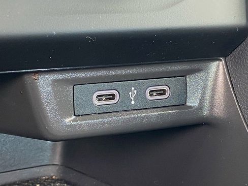 Certified 2023 Volkswagen Jetta Sport image 17