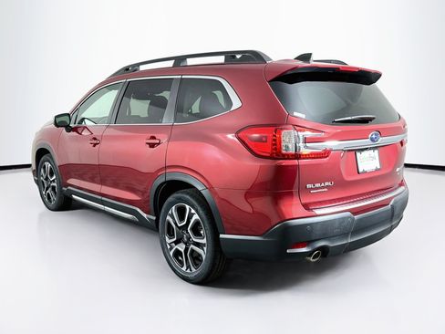 Used 2023 Subaru Ascent Limited w/ Technology Package AWD/4WD image 5