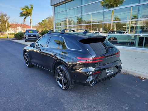 Used 2024 Genesis GV70 2.5T w/ Sport Prestige Package image 6