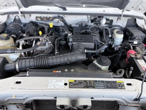 Used 2011 Ford Ranger XL image 12