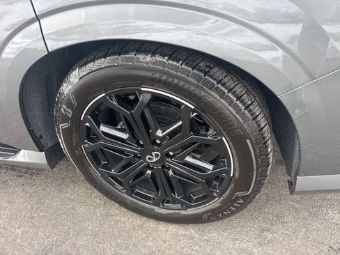 New 2026 INFINITI QX80 4WD image 5