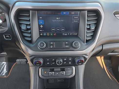 Used 2023 GMC Acadia AT4 image 24