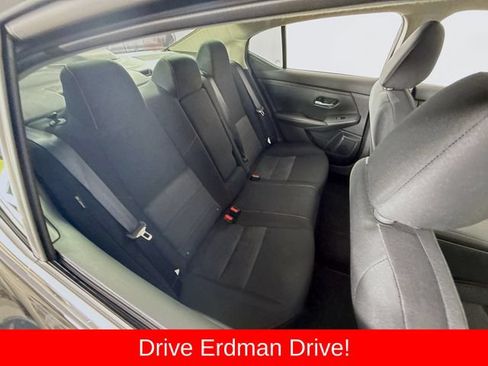 Used 2025 Nissan Sentra SR w/ Midnight Edition FWD image 26