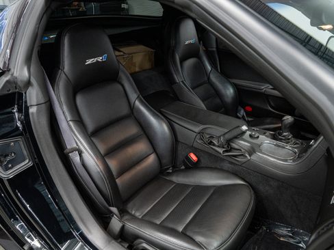 Used 2009 Chevrolet Corvette ZR1 w/ Preferred Equipment Group RWD image 25