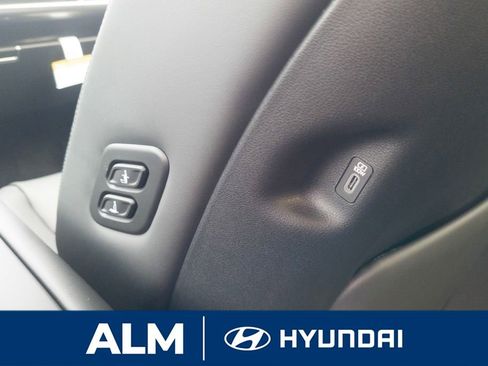 New 2026 Hyundai Ioniq 9 SEL AWD/4WD image 16