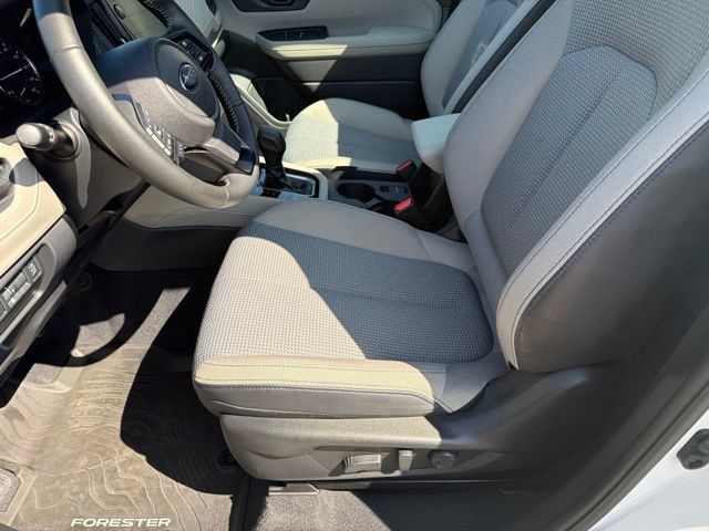 Certified 2025 Subaru Forester Premium AWD/4WD image 24