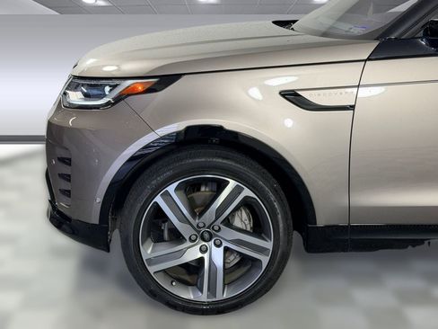 Used 2023 Land Rover Discovery S R-Dynamic AWD/4WD image 11