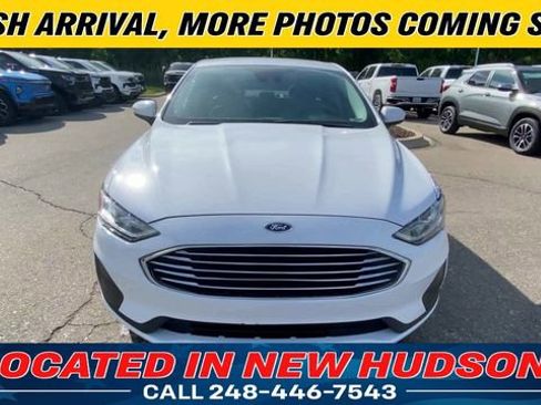 Used 2020 Ford Fusion SE FWD image 5