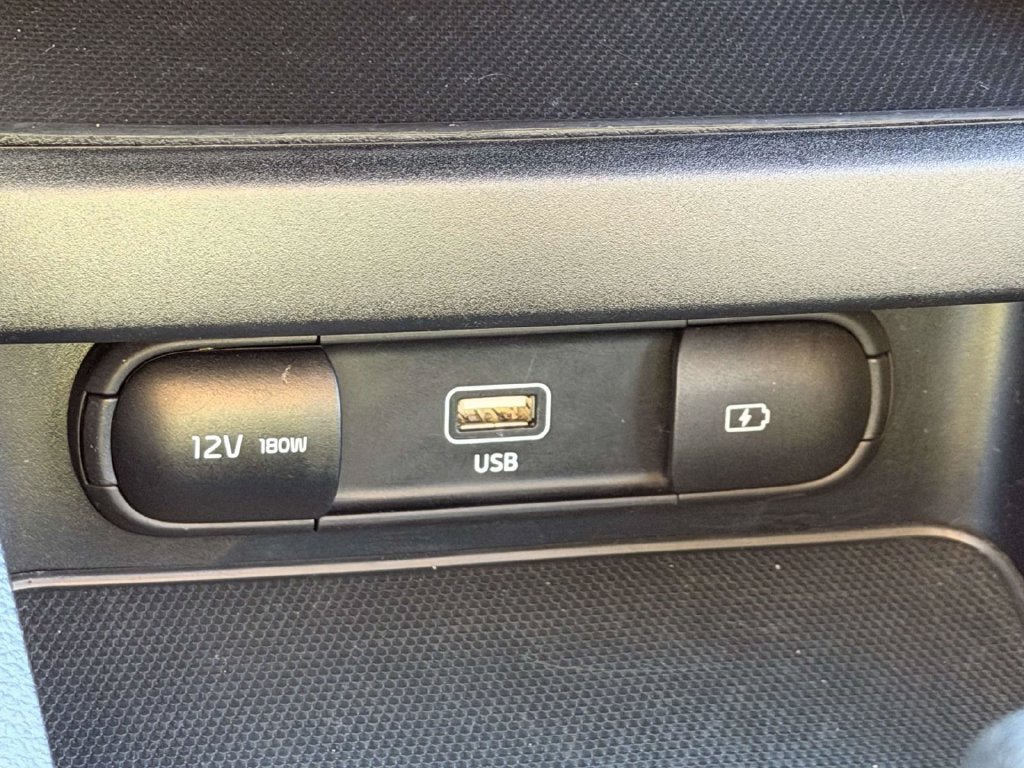 Used 2024 Kia Forte LXS FWD image 27