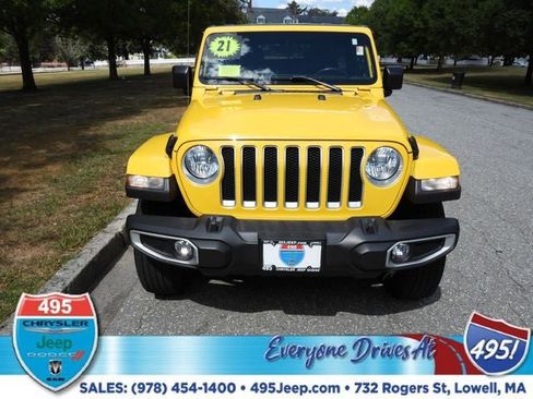 Used 2021 Jeep Wrangler Unlimited Sahara w/ Dual Top Group image 8