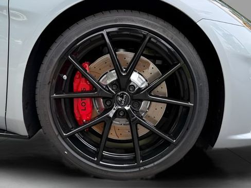 Used 2025 Lotus Emira RWD image 10