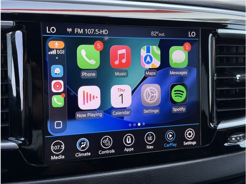 Used 2019 Chrysler Pacifica Touring-L Plus w/ Advanced Safetytec Group FWD image 57