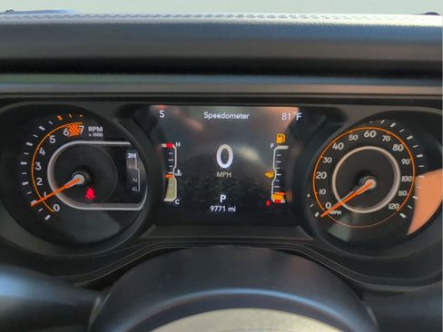 Used 2024 Jeep Wrangler Sahara w/ Safety Group image 12