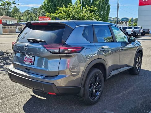 New 2026 Nissan Rogue SV AWD/4WD image 5