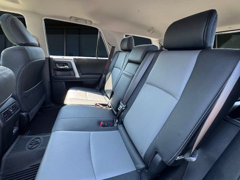 Used 2023 Toyota 4Runner SR5 Premium w/ Moonroof Package AWD/4WD image 16