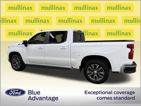 Used 2024 Chevrolet Silverado 1500 LT AWD/4WD image 11