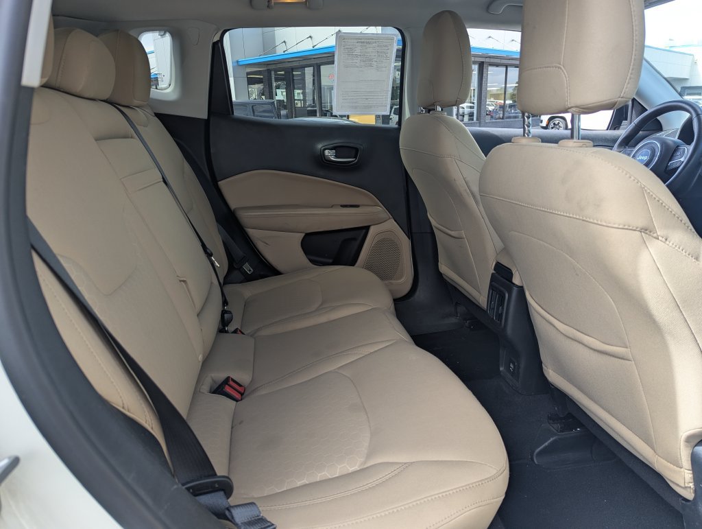 Used 2018 Jeep Compass Sport AWD/4WD image 28