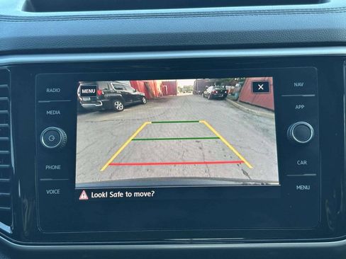Used 2021 Volkswagen Atlas SEL AWD/4WD image 38