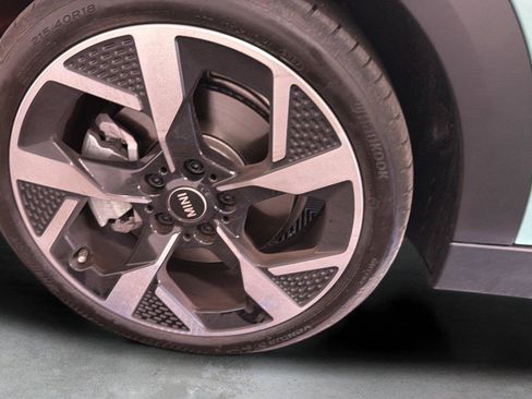 Used 2025 MINI Cooper S FWD image 24