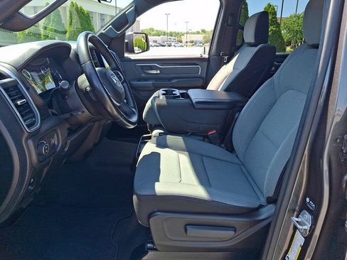 Used 2022 RAM 1500 Big Horn AWD/4WD image 14