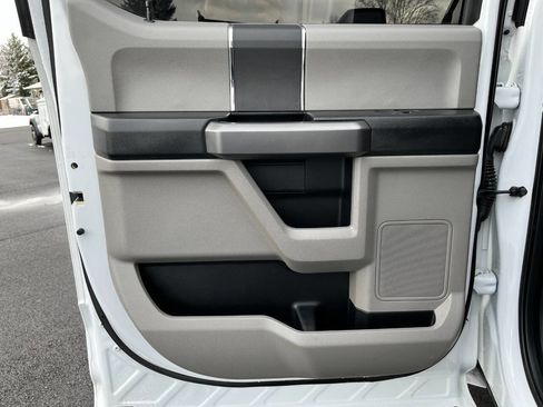 Used 2017 Ford F350 XLT w/ XLT Value Package image 17