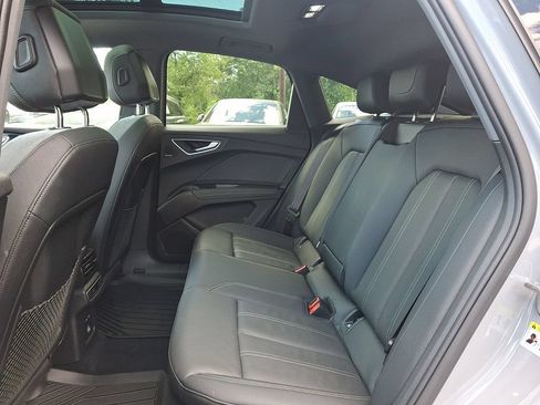 Certified 2023 Audi Q4 e-tron Prestige AWD/4WD image 17