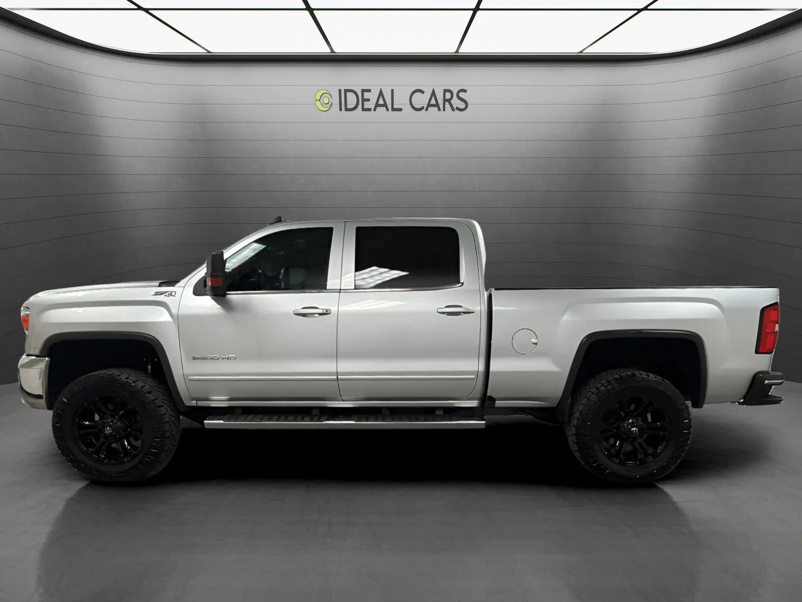 Used 2016 GMC Sierra 2500 SLE w/ SLE Preferred Package AWD/4WD image 8