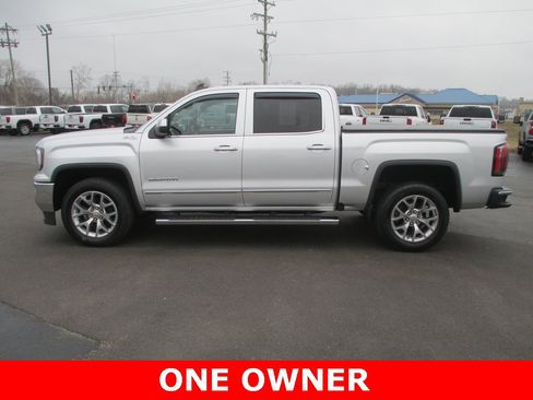 Used 2018 GMC Sierra 1500 SLT w/ SLT Premium Package image 9