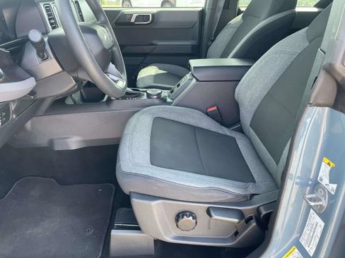 Used 2022 Ford Bronco 4-Door w/ Sasquatch Package AWD/4WD image 12