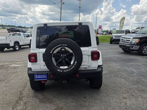 Used 2018 Jeep Wrangler Unlimited Rubicon AWD/4WD image 3