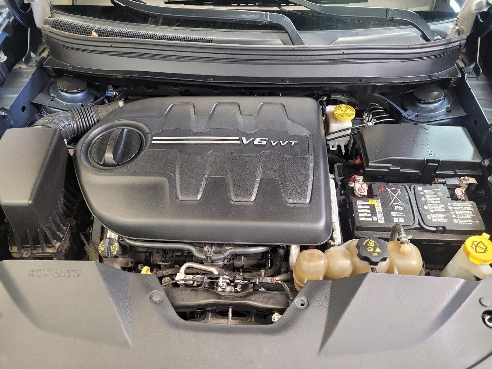 Used 2019 Jeep Cherokee Limited AWD/4WD image 30