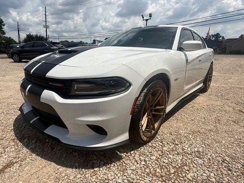 Used 2019 Dodge Charger R/T image 1