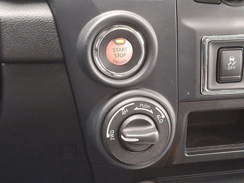 Certified 2024 Nissan Titan SV w/ Accessory Utility Package AWD/4WD image 25