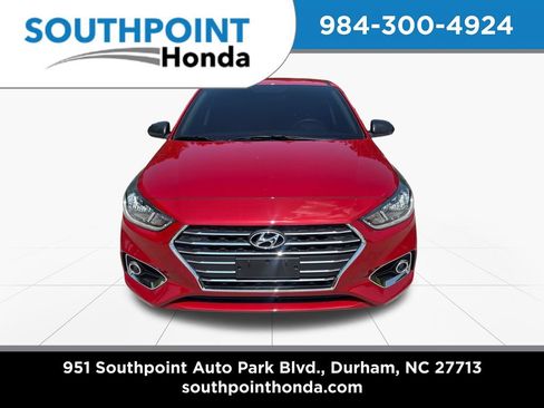Used 2022 Hyundai Accent SEL FWD image 2