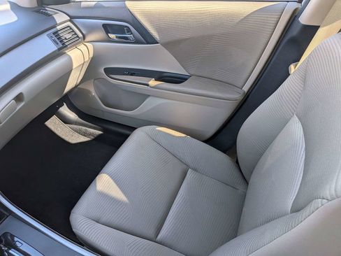 Used 2014 Honda Accord LX image 16
