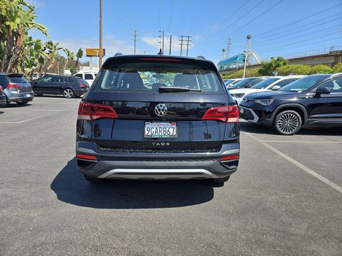 Used 2023 Volkswagen Taos S FWD image 11