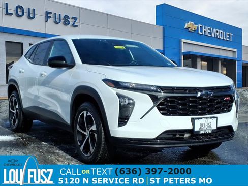 Used 2024 Chevrolet Trax RS w/ Driver Confidence Package image 1