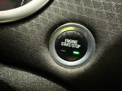 Used 2023 Chevrolet Malibu LT image 38