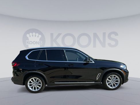 Used 2023 BMW X5 xDrive40i w/ Luxury Seating Package AWD/4WD image 12