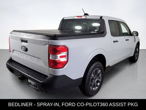 Used 2025 Ford Maverick XLT FWD image 3