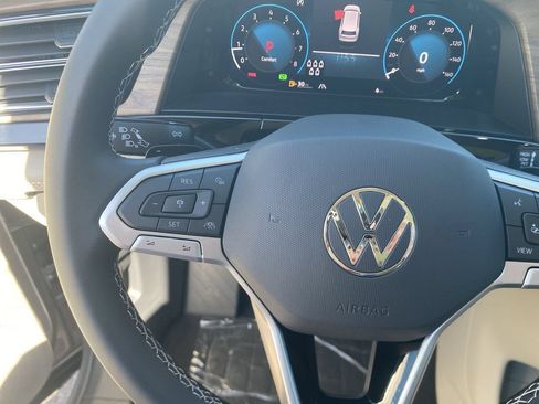 New 2026 Volkswagen Atlas SE FWD image 20
