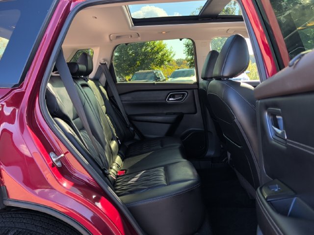 Used 2023 Nissan Rogue Platinum w/ Platinum Premium Package AWD/4WD image 31